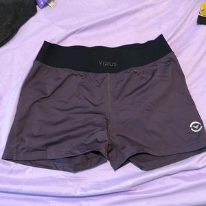 Virus women’s purple shorts size Large